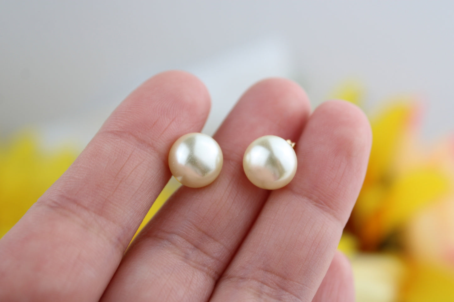 18k Gold filled earrings / aretes bañados en oro brasileño