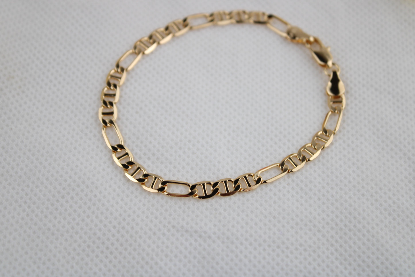 Women’s 18k Gold filled bracelet High Quality