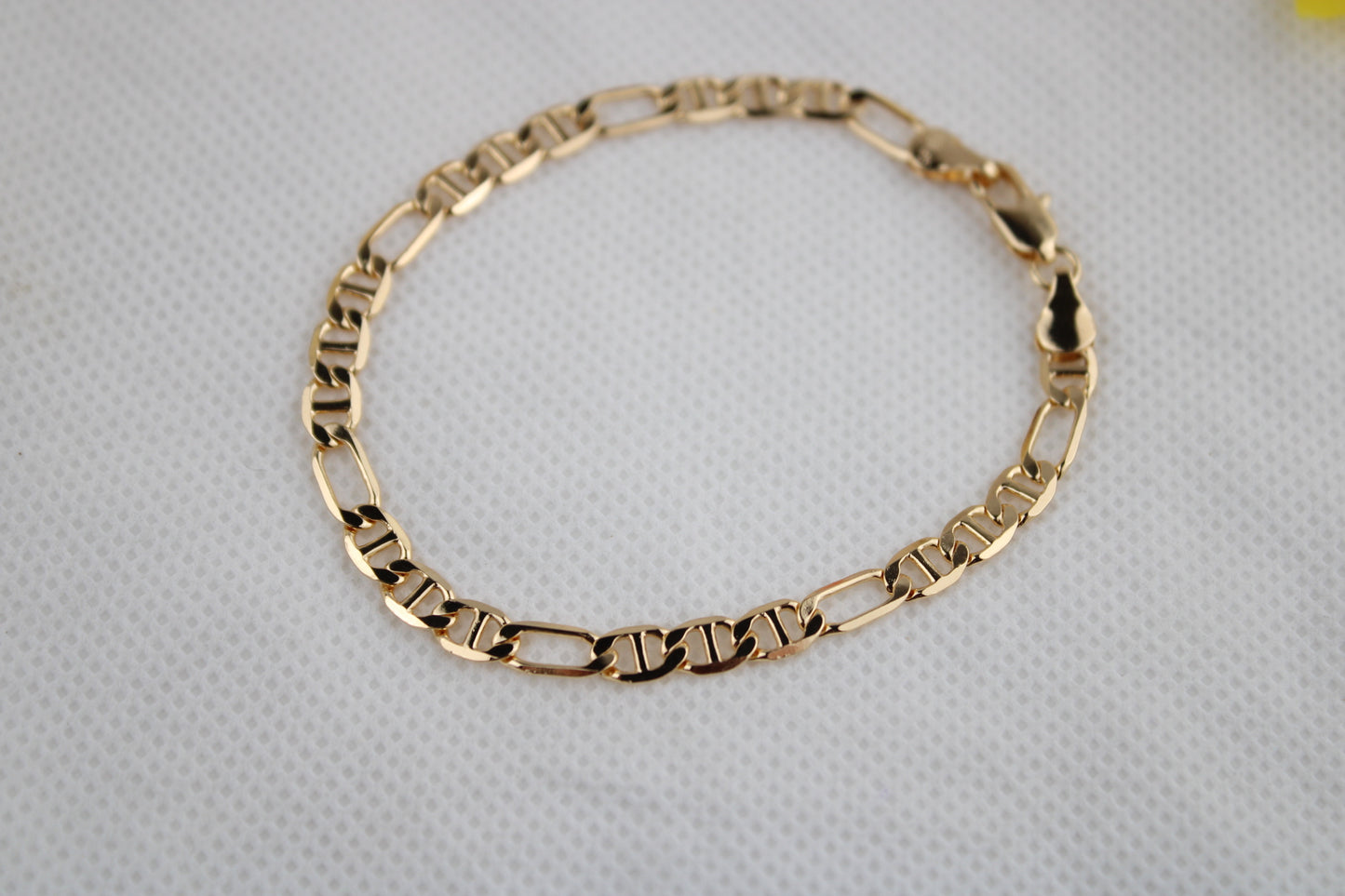 Women’s 18k Gold filled bracelet High Quality