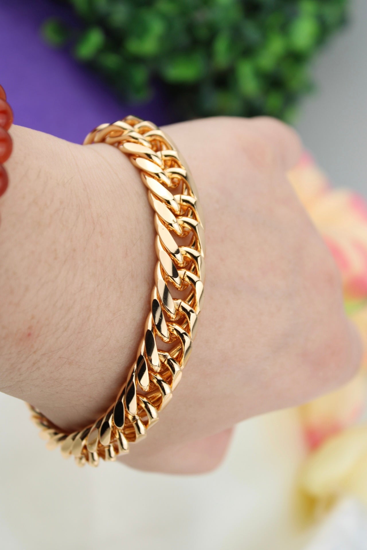 Men’s 18k Gold plated Bracelet 8.5” / pulsera para caballero baño en oro de 18k Alta calidad