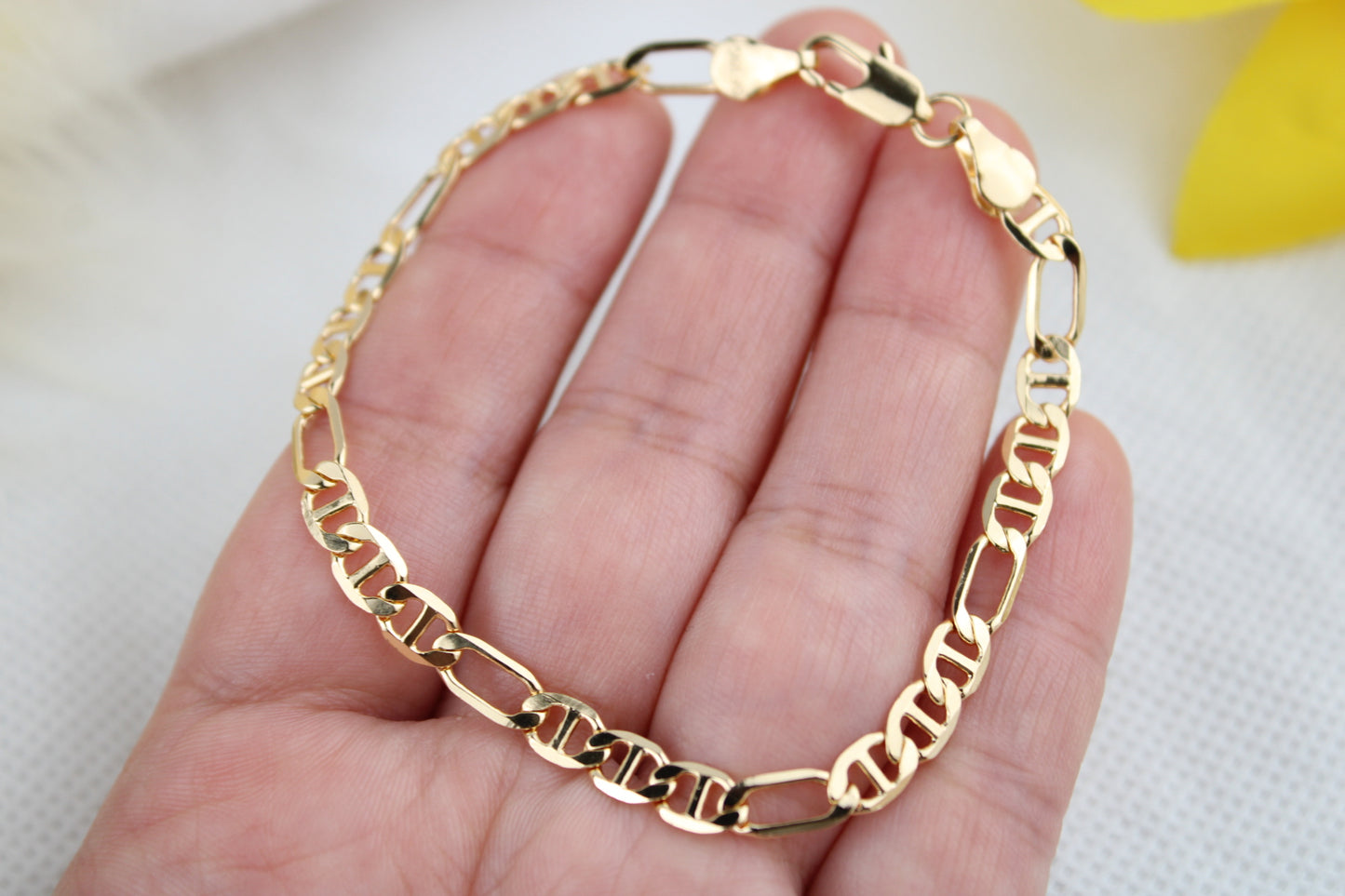 Women’s 18k Gold filled bracelet High Quality