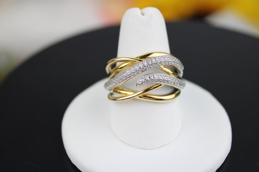 925 Sterling Silver Ring  size 8 / anillo en plata de ley 925 Size 8