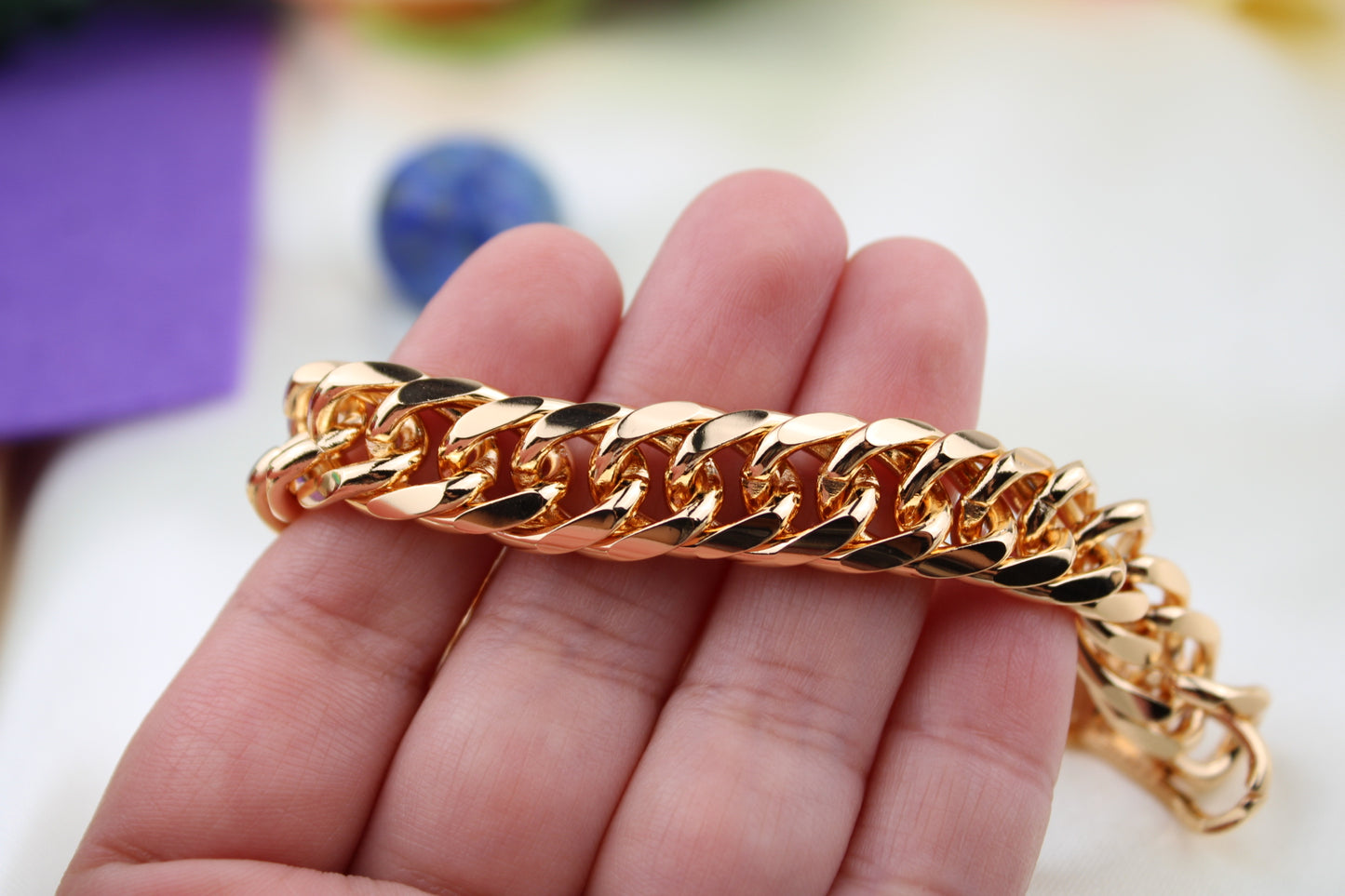 Men’s 18k Gold plated Bracelet 8.5” / pulsera para caballero baño en oro de 18k Alta calidad